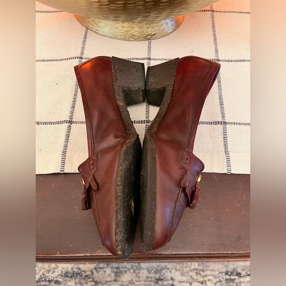 Salvatore Ferragamo Burgundy Leather Loafers W/Tassels Size 6B Vintage Vibe Chi - Picture 3 of 12